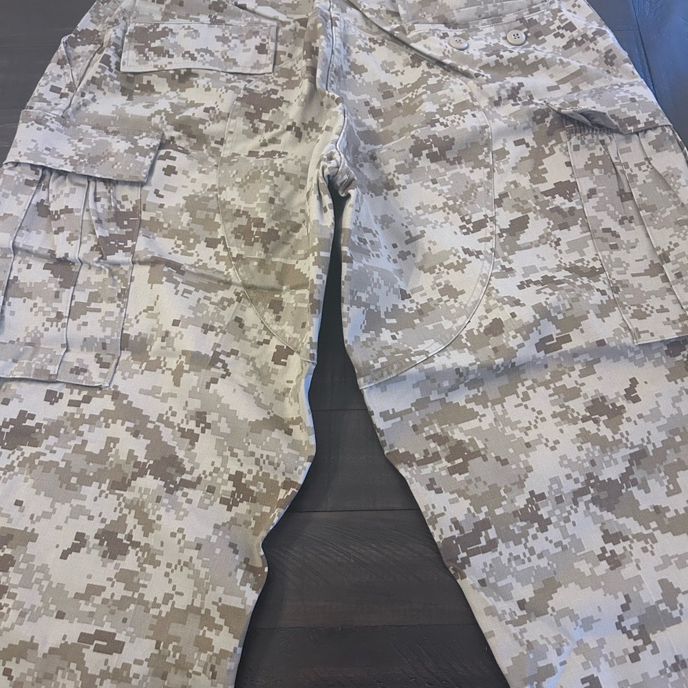 Men’s Camo cargo pants